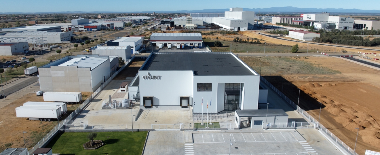 Nave de Vivunt en el polígono de Villadangos. Fotografía aérea con dron de VISUAIR