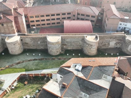 Muralla de León restaurada en el entorno EDUSI Norte. Fotografía aérea con dron de VISUAIR